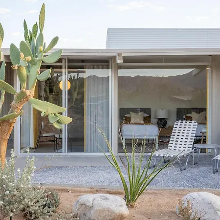 The Bungalows By Homestead Modern Joshua Tree Camera foto